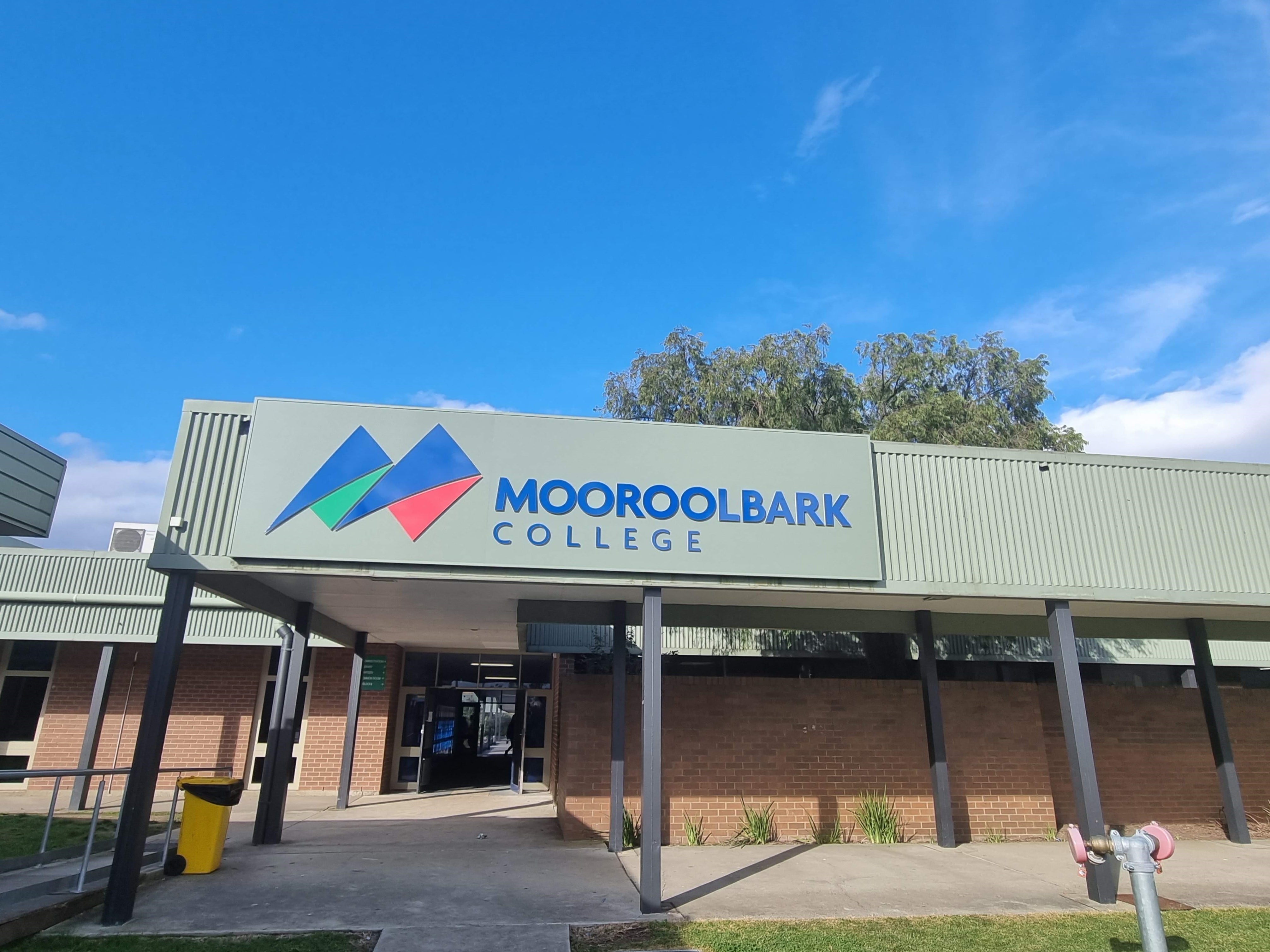 Mooroolbark College