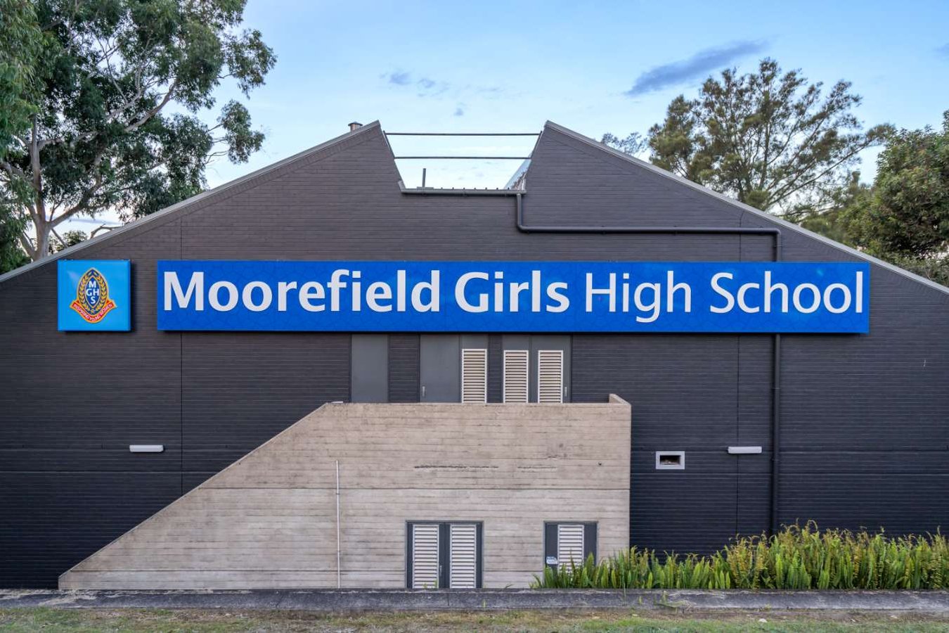 Moorefield Girls High School Corporate Sign Industries