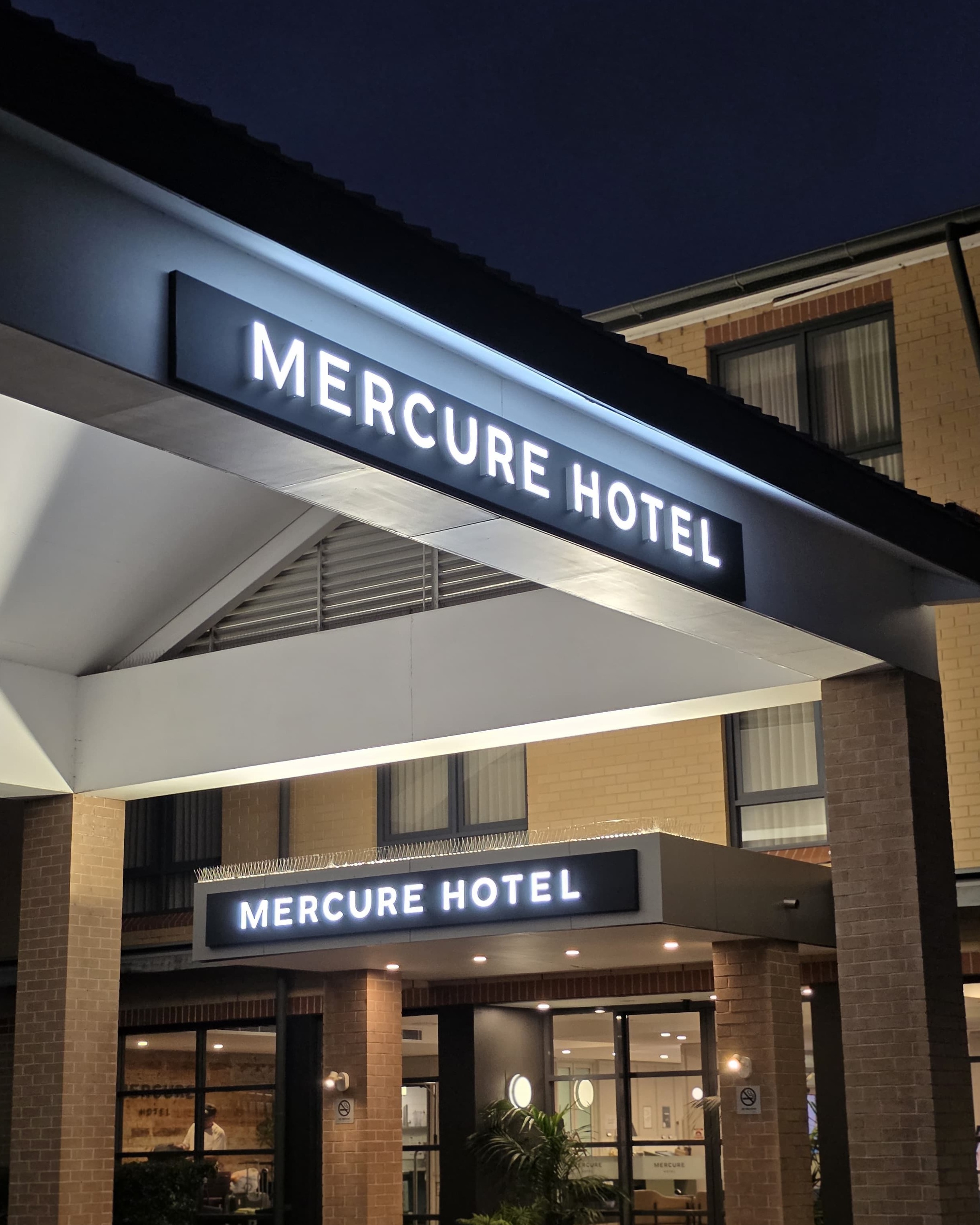 hotel signage Australia