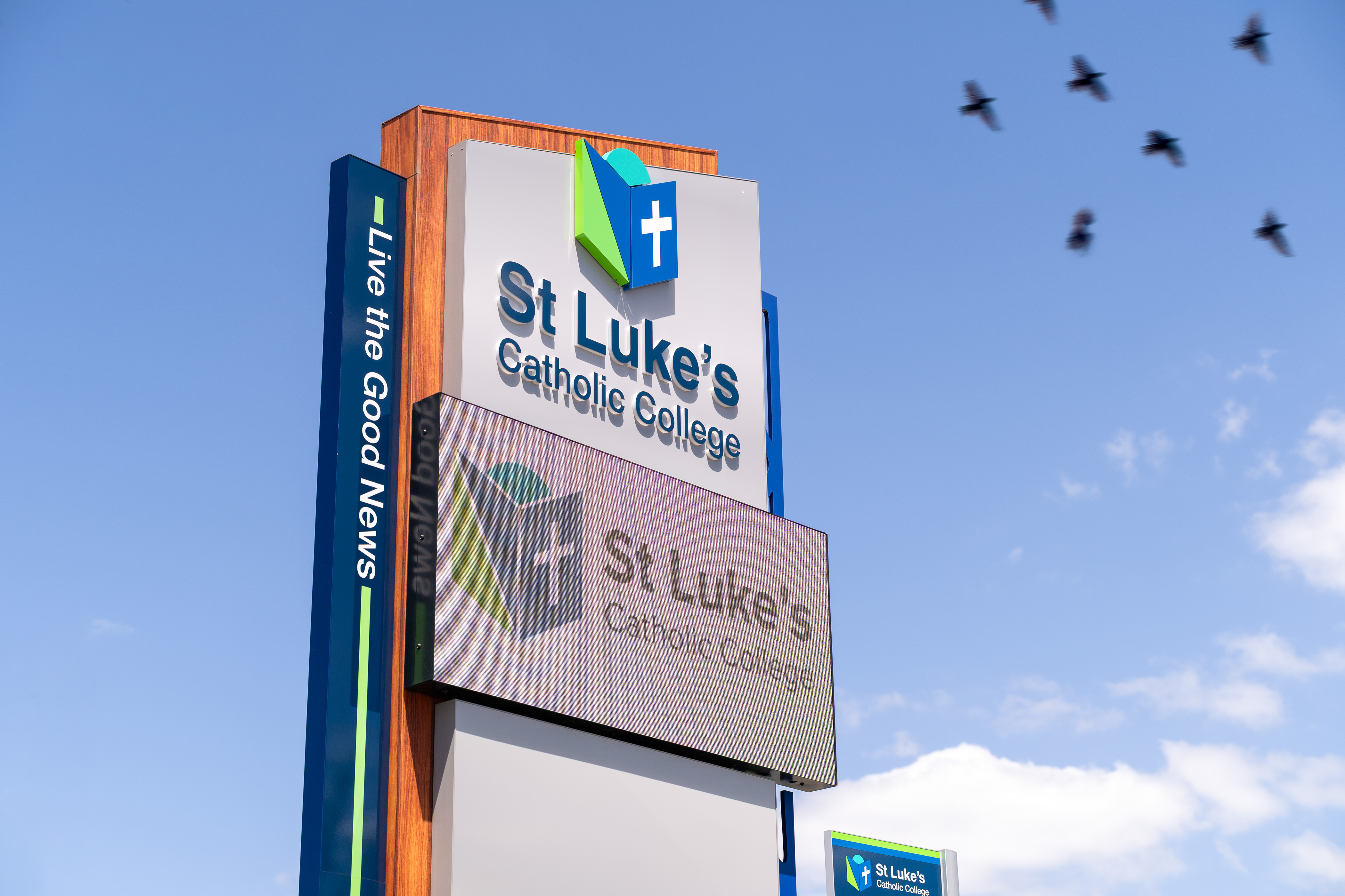 How to Choose a School Signage Partner for 2027